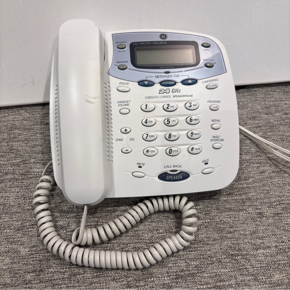 GE Landline Corded Phone Model 27958GE1-A Off White Desk or Wall Speakerphone